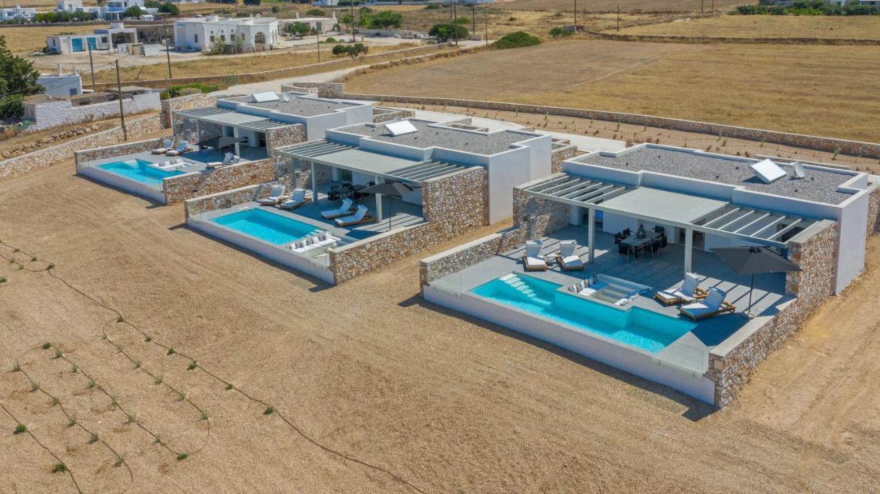 T7 Luxury Villas Paros エクステリア 写真
