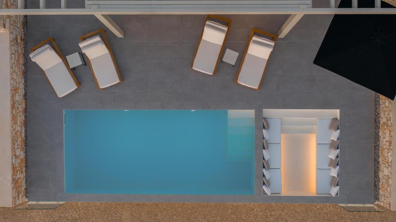 T7 Luxury Villas Paros エクステリア 写真