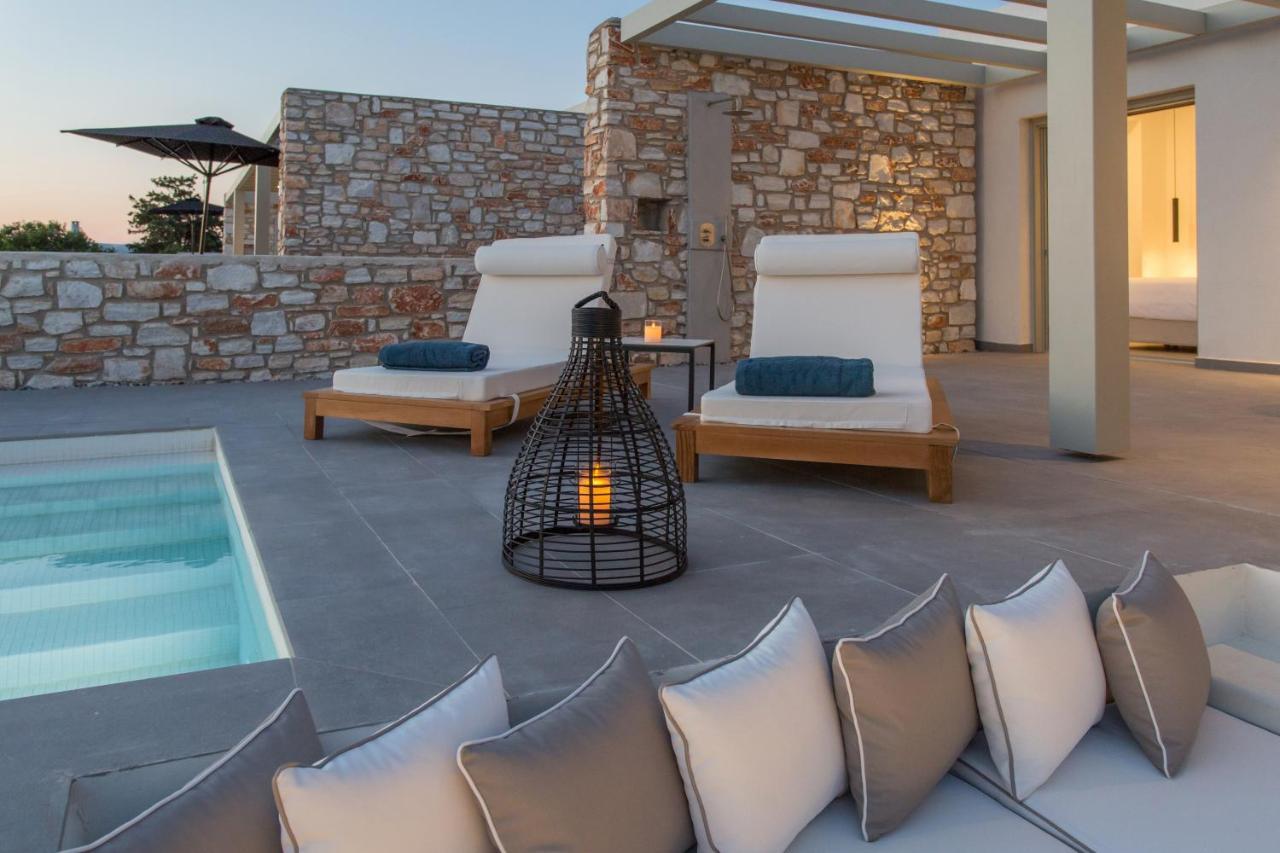 T7 Luxury Villas Paros エクステリア 写真