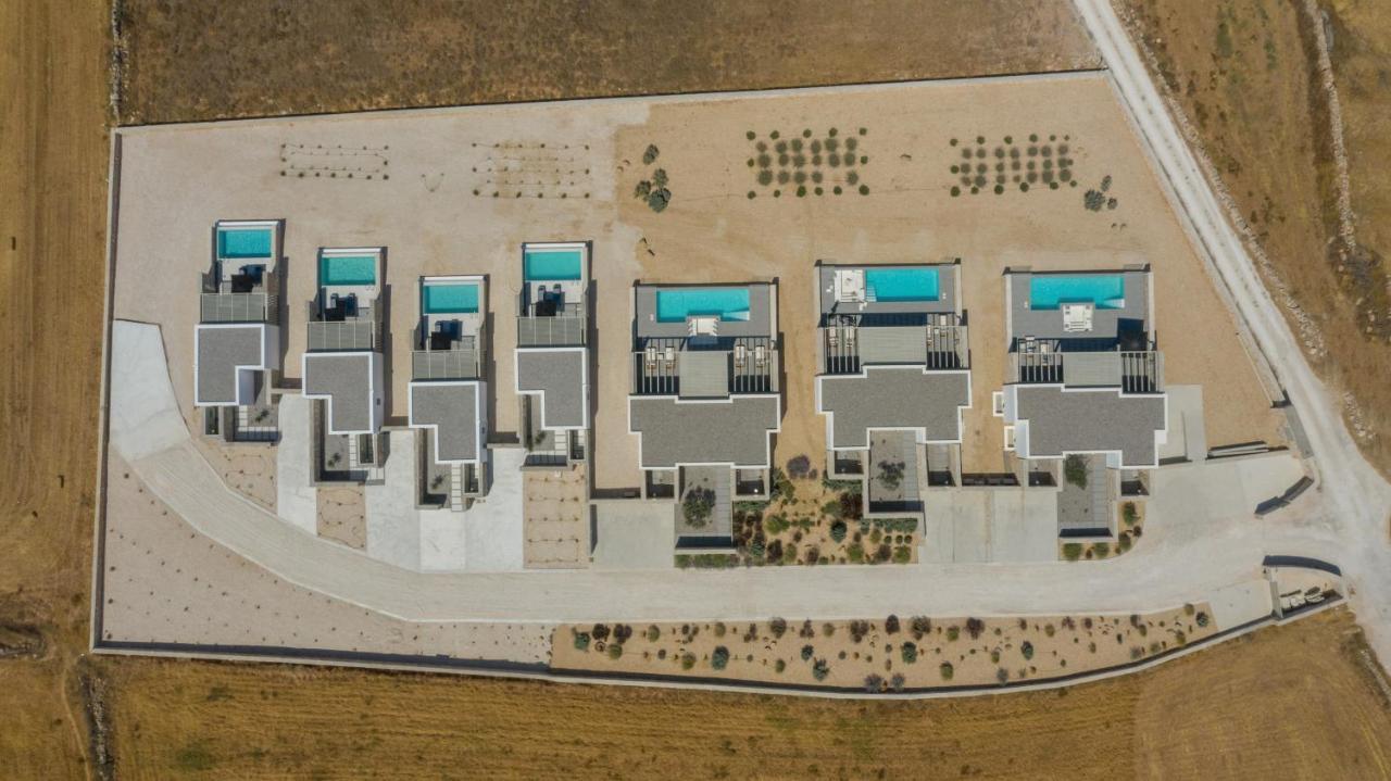 T7 Luxury Villas Paros エクステリア 写真