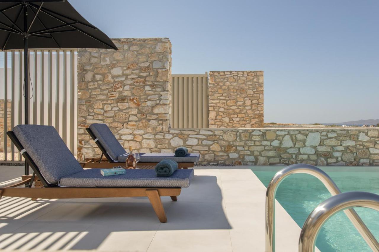 T7 Luxury Villas Paros エクステリア 写真