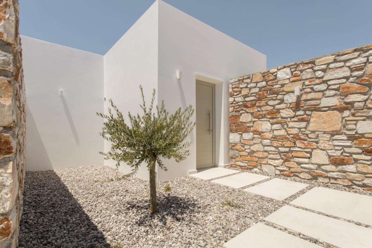 T7 Luxury Villas Paros エクステリア 写真